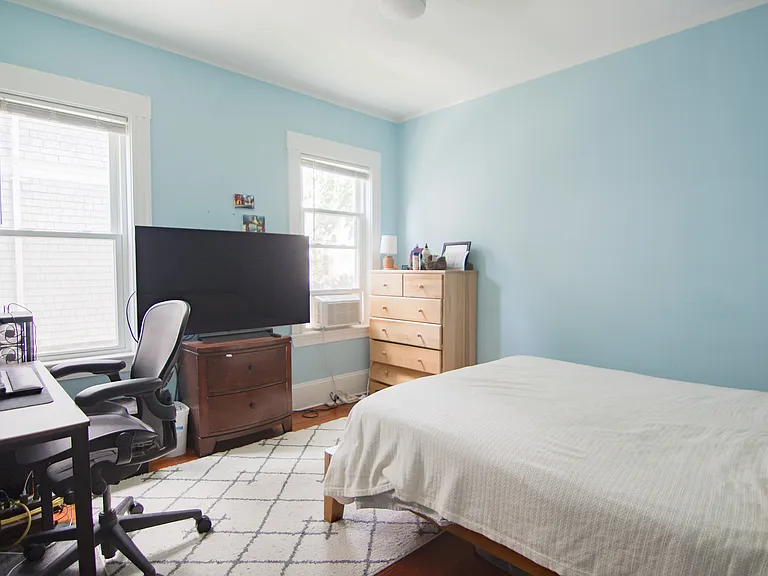 73 Bromfield Rd — Photo 7