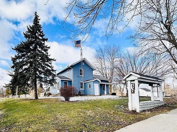 3rd image of 8042 Short Rd