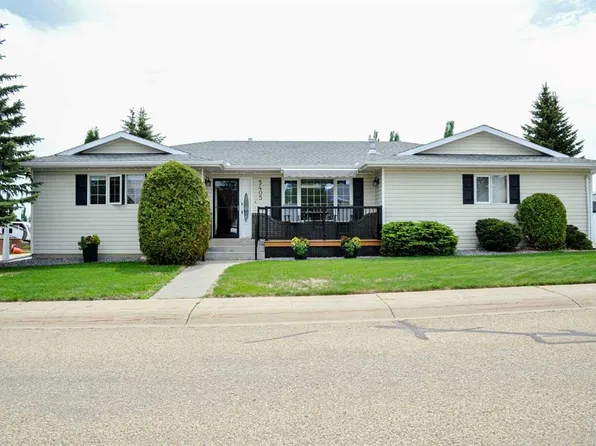 5405 W 62nd St, Camrose, AB T4V 4H3