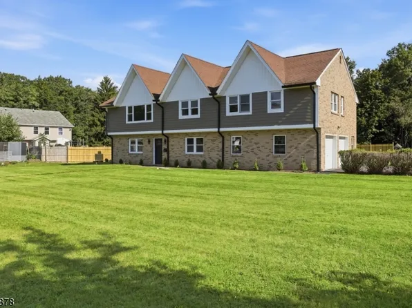 41 Baker St, Mine Hill, NJ 07803