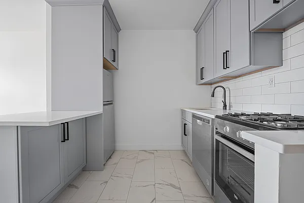 Rented by Corcoran | media 8