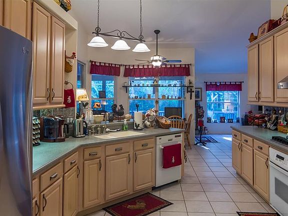 5th image of 834 Mulberry Bush Ct