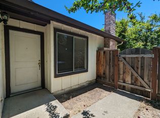 242 Jacaranda Dr, Hayward, CA 94544