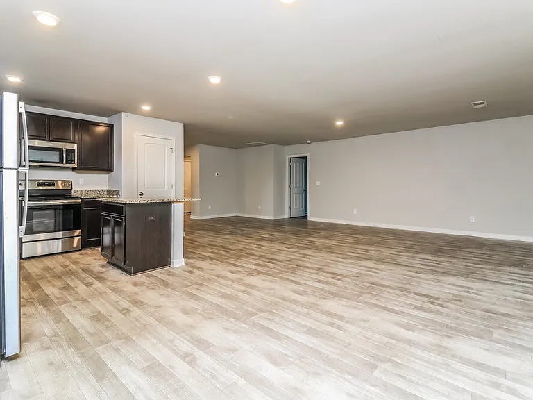 3019 Chris Cir — Photo 7