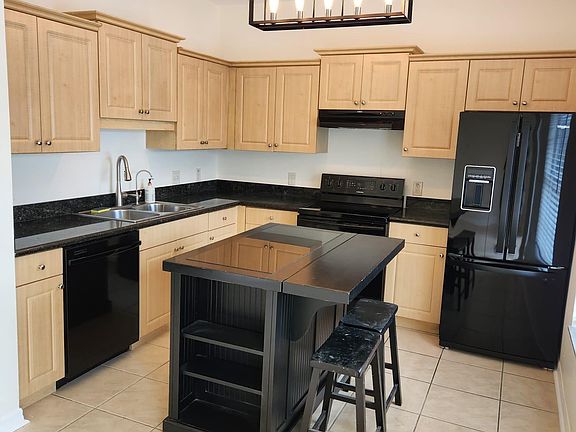 5th image of 7765 Plantation Cir #7765