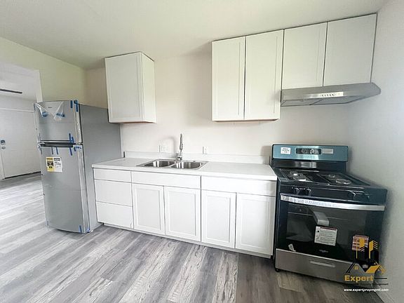 5th image of 1507 Nogales St APT 4