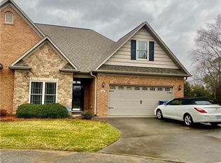 111 Oleander Dr, Advance, NC 27006
