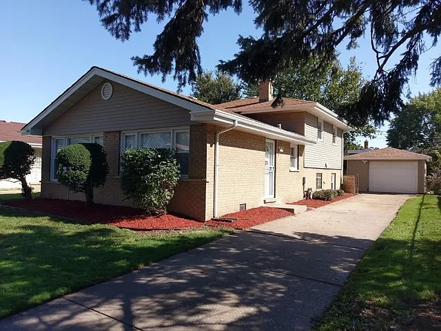 15149 Diekman Ct photo 1