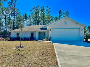 1586 W Gainsboro Ln, Citrus Springs, FL 34434