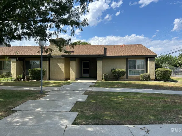 800 Lexington St APT 27, Delano, CA 93215