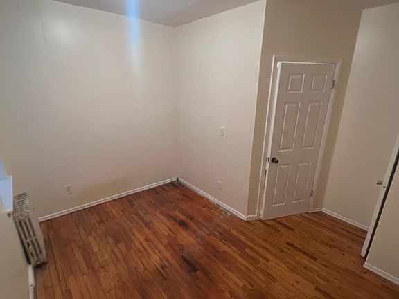 5th image of 125 Yonkers Ave #3L