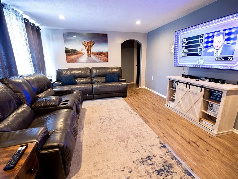 10106 Glen Moor Ln — Photo 3