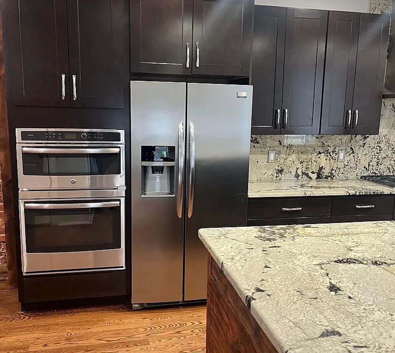 3 bed, 4.5 bath, 2217 sqft, $3,000 — Photo 4