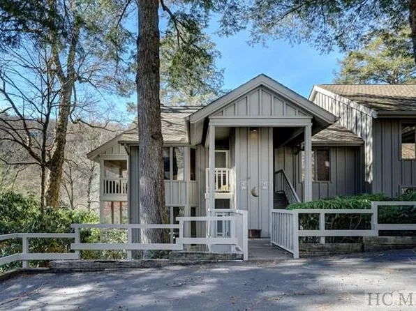 147 Chestnut Cv, Highlands, NC 28741