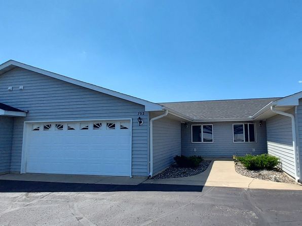 702 Raymond St, Somerset, WI 54025