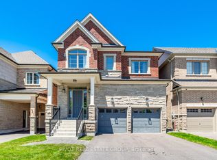 4 Clara May Ave, East Gwillimbury, ON L9N 0R4
