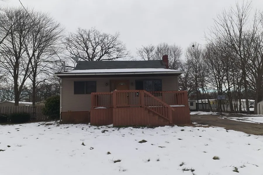 3087 Draper Ave SE photo 1