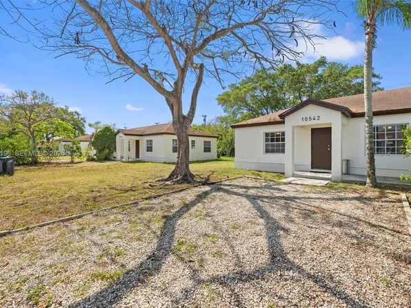 10532 SW 182nd St, Miami, FL 33157