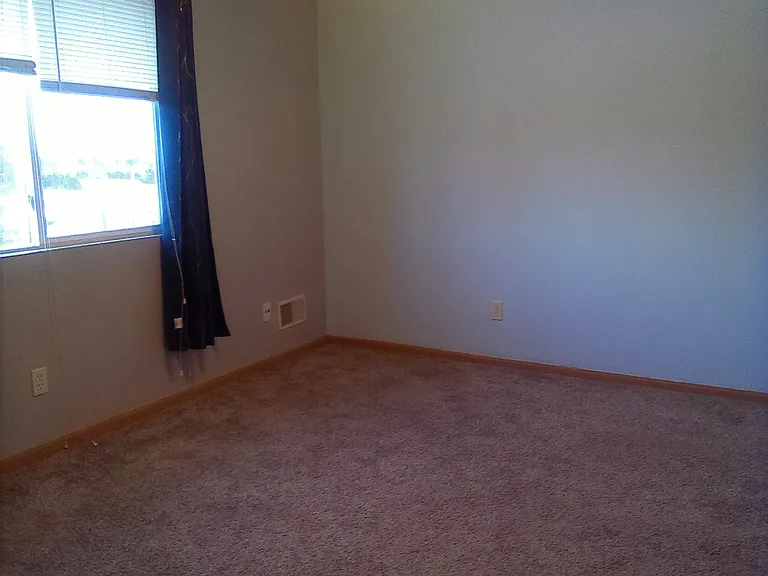 1103 Autumn Dr — Photo 17