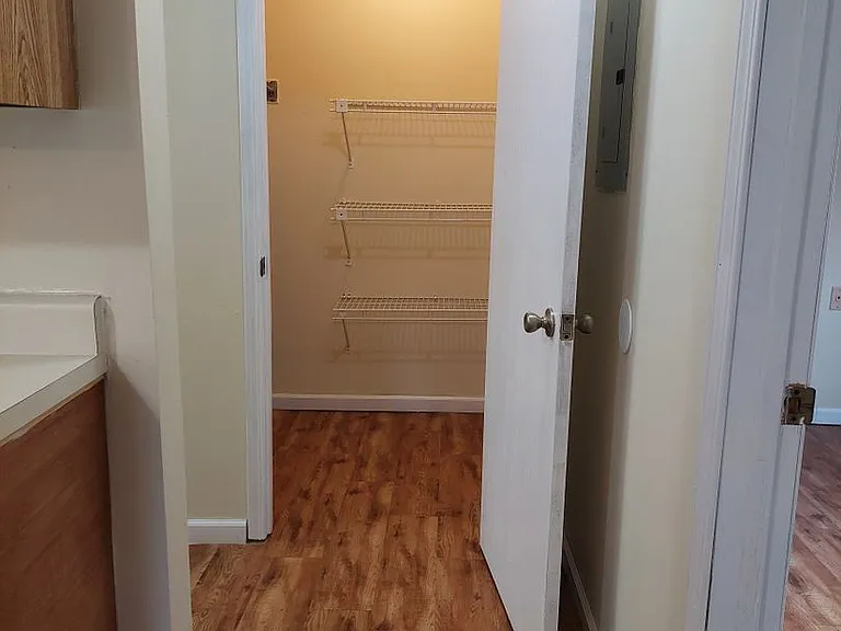 1714 Ashley St — Photo 10
