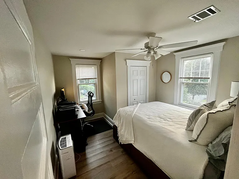 65 Thoma Ave #2 — Photo 5
