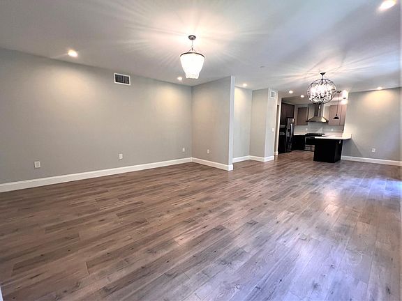 5th image of 168 S Sierra Madre Blvd #206