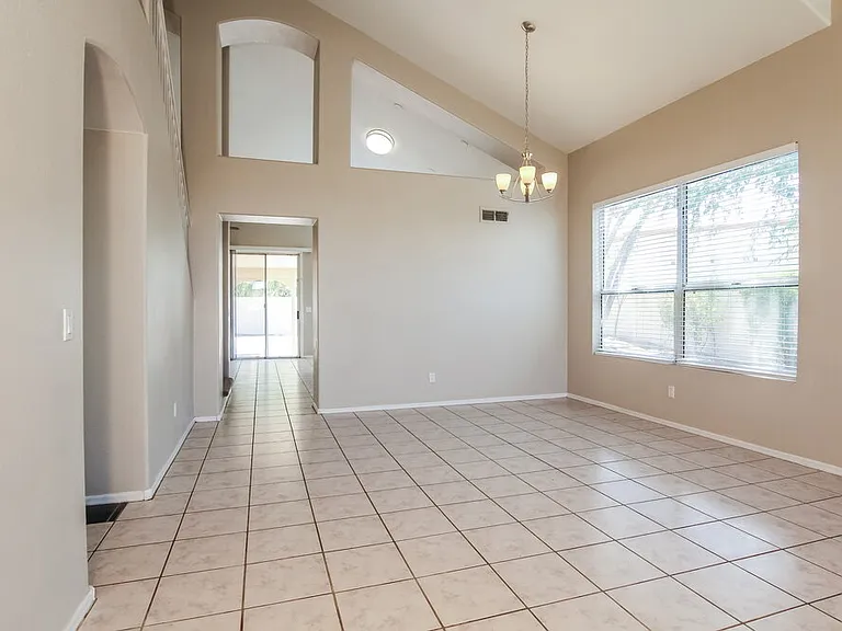 6782 W Tina Ln — Photo 4