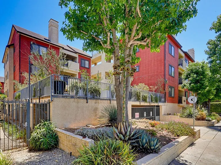 524 Venice Way — Photo 21