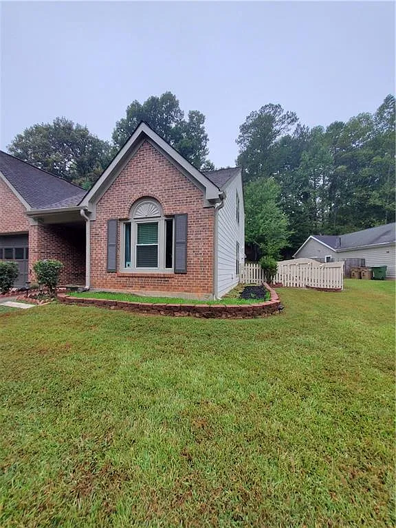 3 bed, 2.5 bath, 1912 sqft, $2,800 — Photo 3