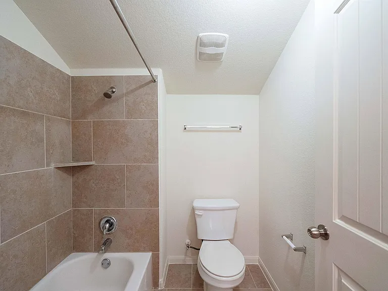 1620 Bryant Dr #2104-1 — Photo 19