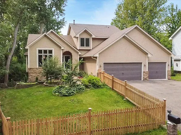 7087 Wellington Ln N, Maple Grove, MN 55369