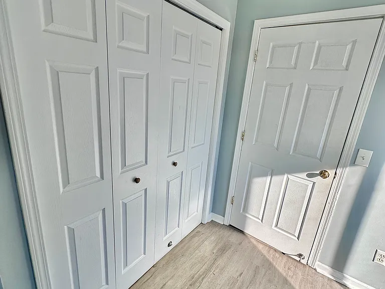 1751 Clara St — Photo 11