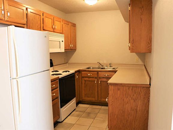 4th image of 715 S Walker St APT A