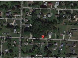 Clark St SW, Massillon, OH 44646