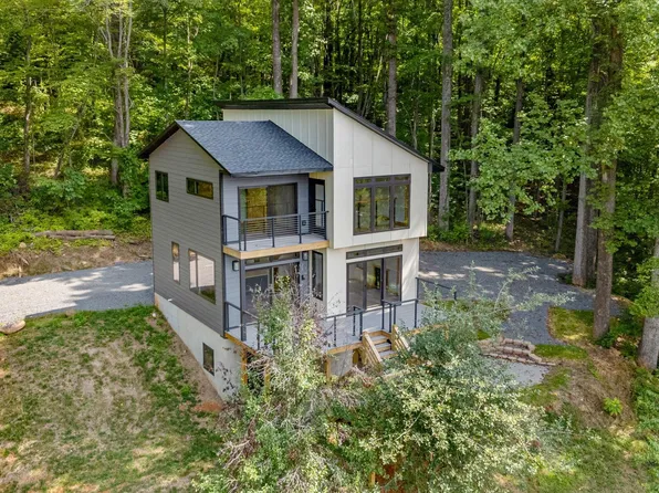 181 Turkey Ridge Rd, Stanardsville, VA 22973