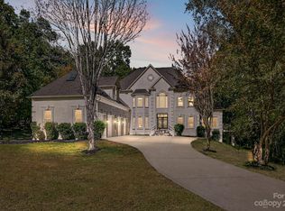 7841 Seton House Ln, Charlotte, NC 28277