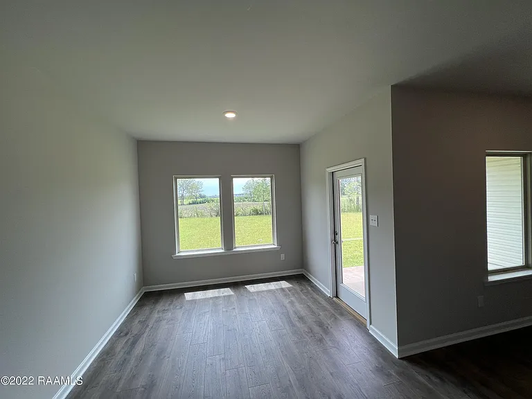 213 Garden Oaks Ave — Photo 16