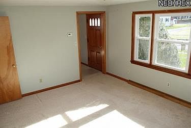 3rd image of 523 Catalina Ave