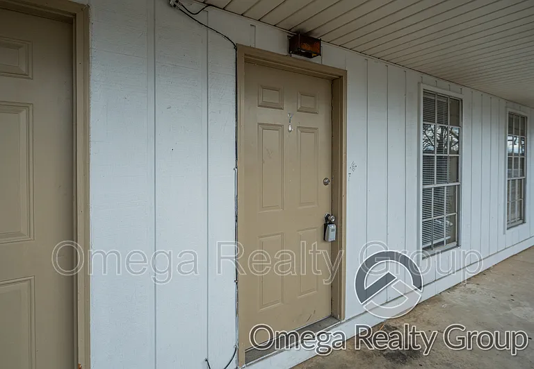 1507 7th Ave #8 — Photo 5