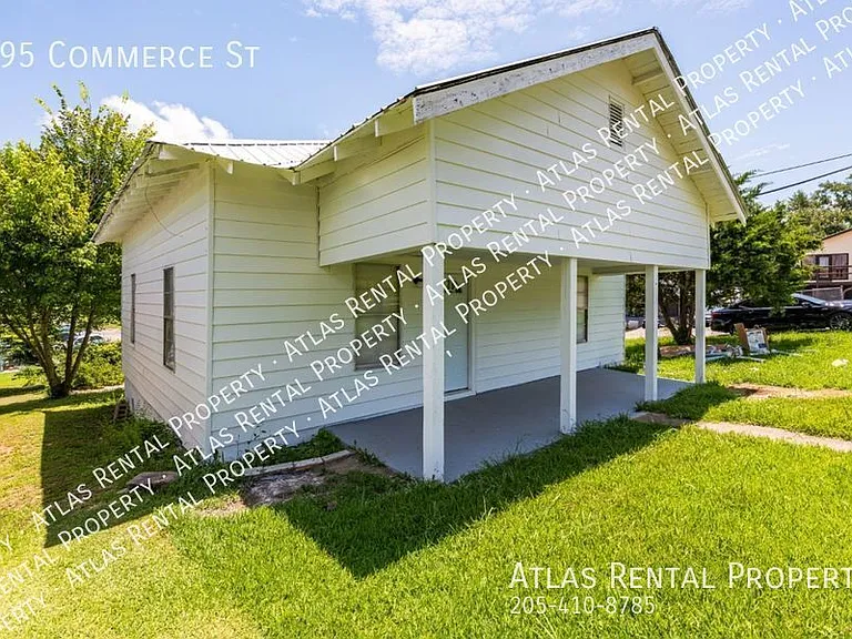 495 Commerce St — Photo 2