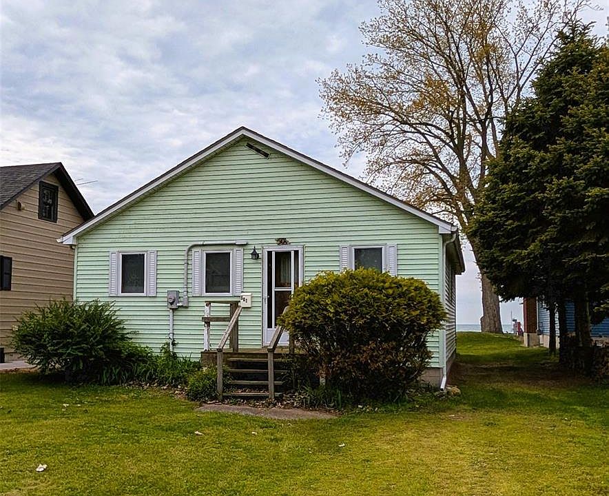 1st image of 501 Lakewood Dr