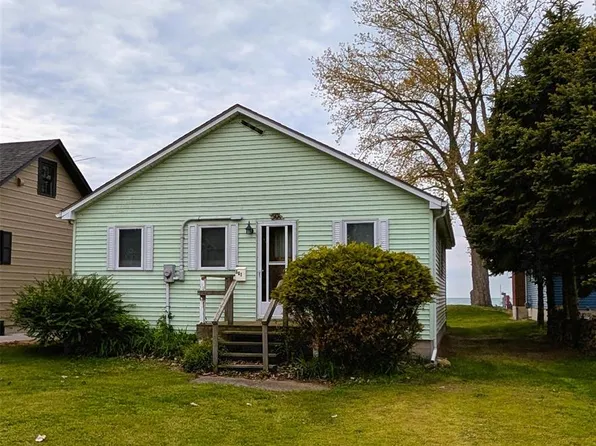 501 Lakewood Dr, Amherstburg, ON N9V 2Y8