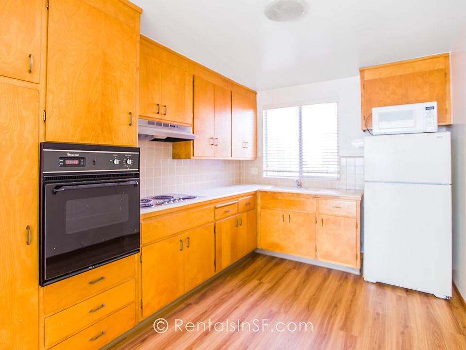 1st image of 3715 17th St #304