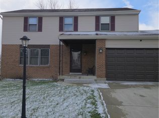 5820 Woodstone Dr, Dayton, OH 45426