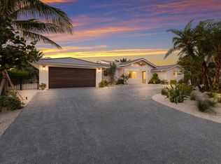 615 Concord Ln, Holmes Beach, FL 34217