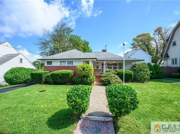 406 Elmwood Ave, Woodbridge, NJ 07095