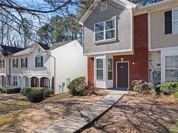 6093 Camden Forrest Ct, Riverdale, GA 30296