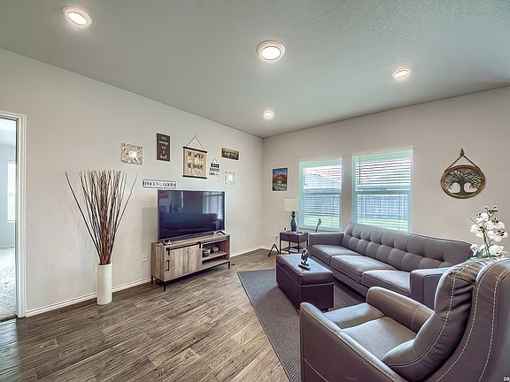 2nd image of 756 OCELOT CT