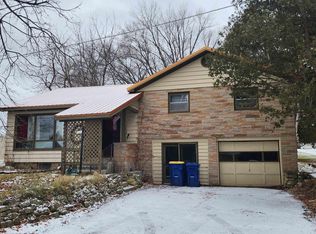 411 N Garden St, Ontario, WI 54651