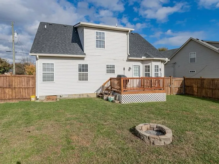 6240 Rocky Top Dr — Photo 10